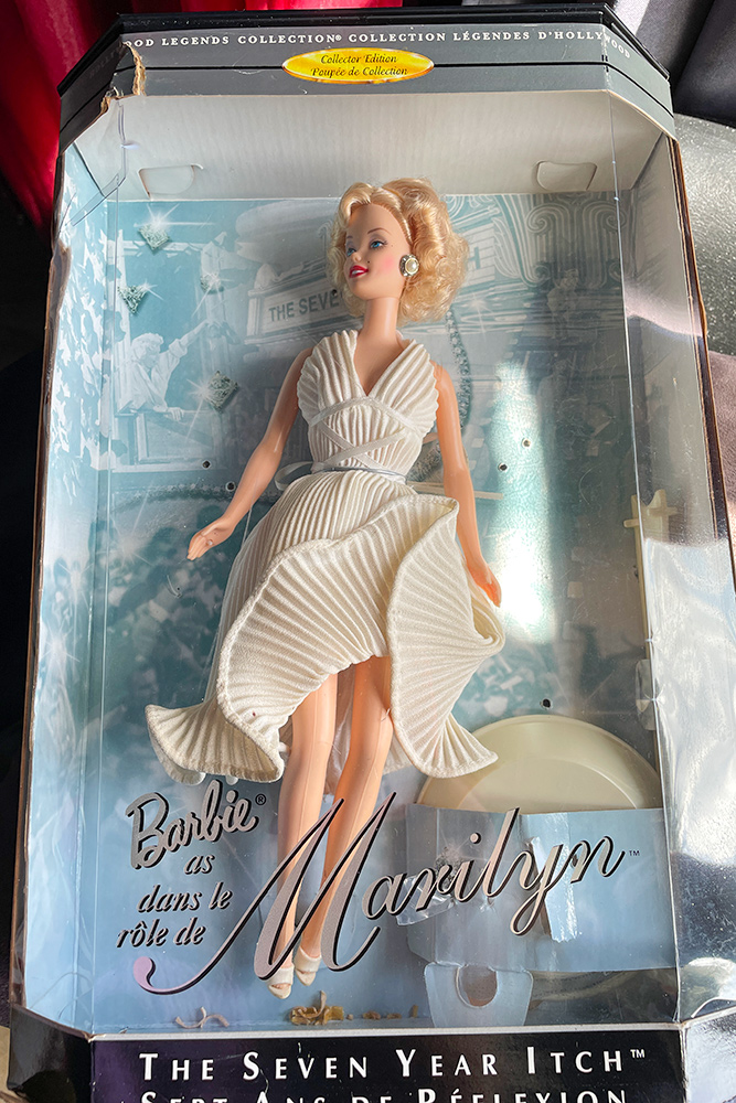 Barbie Marilyn Monroe 7 ans de réflexion - MIB
