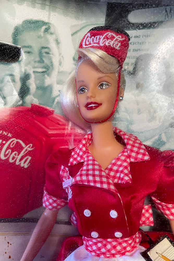 Barbie Coca Cola Waitress - MIB